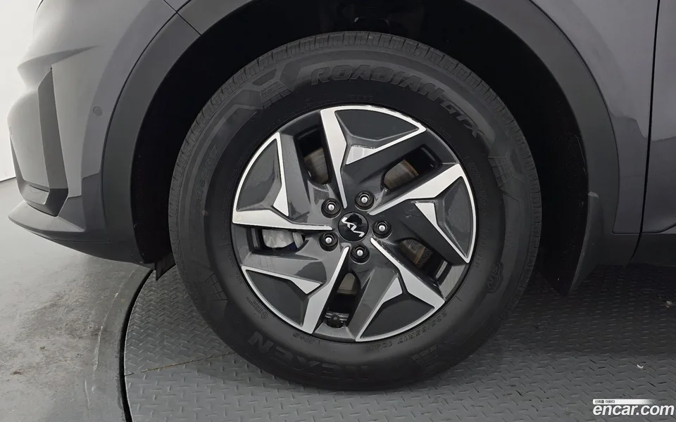 Kia Sorento HEV 1.6 2WD 2023 — миниатюра 2
