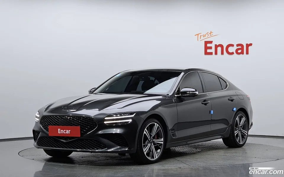 Genesis G70 3.3T 4WD 2024 — фото 1, купить с доставкой в Москву