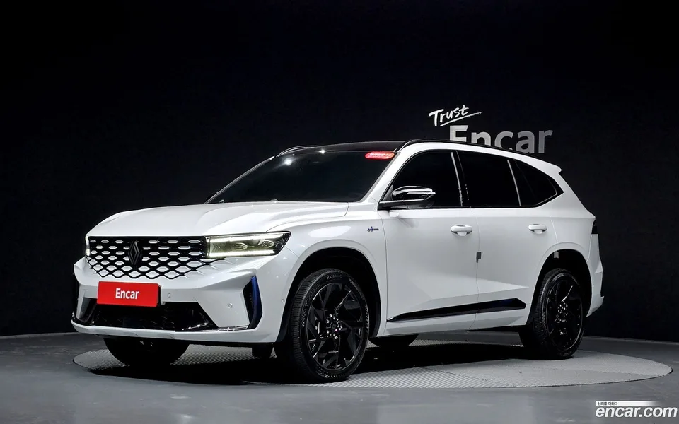 Renault Samsung Grand Koleos 2.0 2WD 2025 — фото 1, купить с доставкой в Москву