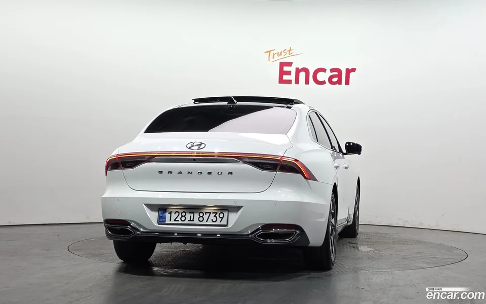 Hyundai Grandeur IG Hybrid 2022 — миниатюра 4