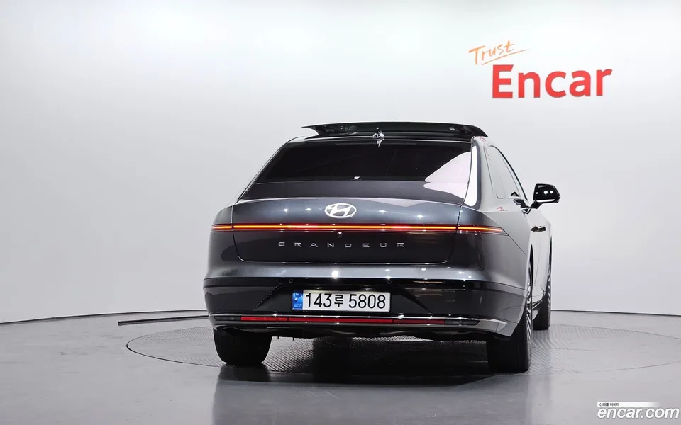 Hyundai Grandeur Hybrid 2024 — миниатюра 4