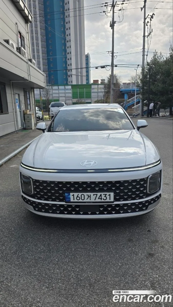 Hyundai Grandeur 3.5 LPG 2WD 2023 — photo 1, buy with delivery to Moscow