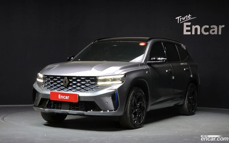 Renault Samsung Grand Koleos 1.5 E-TECH 2WD 2025 — фото 1, купить с доставкой в Москву