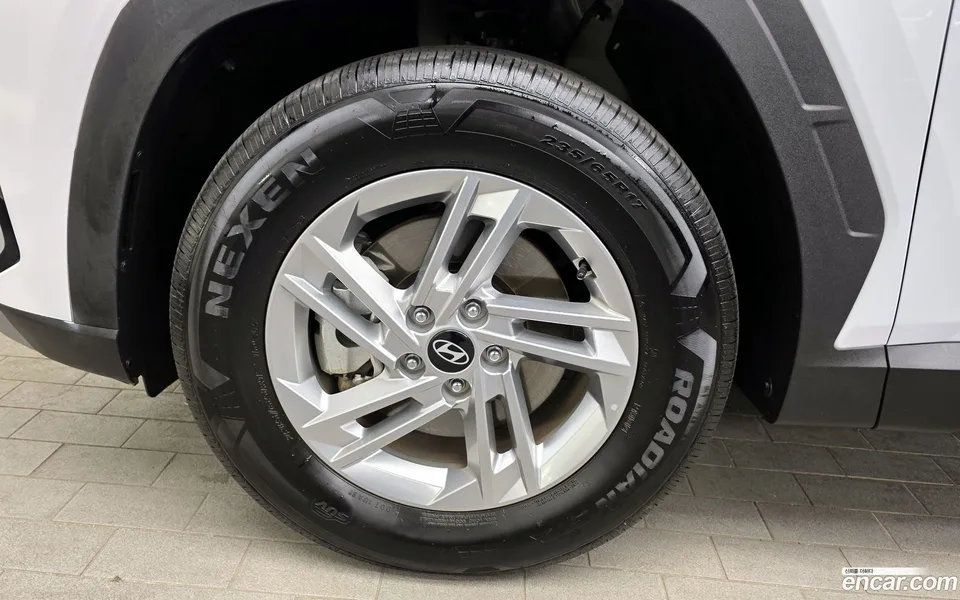 Hyundai Tucson NX4 1.6 2WD 2024 — миниатюра 2