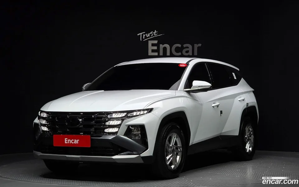 Hyundai Tucson NX4 1.6 2WD 2024 — фото 1, купить с доставкой в Москву
