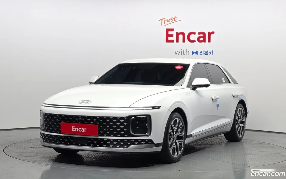 Hyundai Grandeur 2.5 2WD 2025 — фото 1, купить с доставкой в Москву