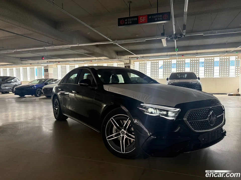 Mercedes-Benz E-Class E300 4MATIC AMG Line 2026 — фото 1, купить с доставкой в Москву