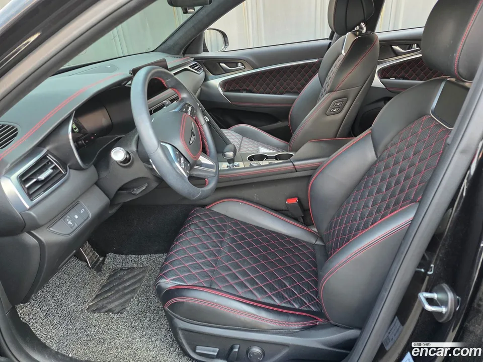 Genesis G70 2.5T 2WD 2023 — миниатюра 3