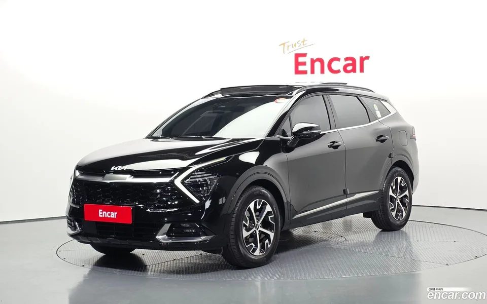 Kia Sportage Hybrid 2WD 2023 — фото 1, купить с доставкой в Москву
