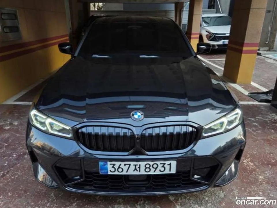 BMW 3 Series 320i M 2026 — фото 1, купить с доставкой в Москву