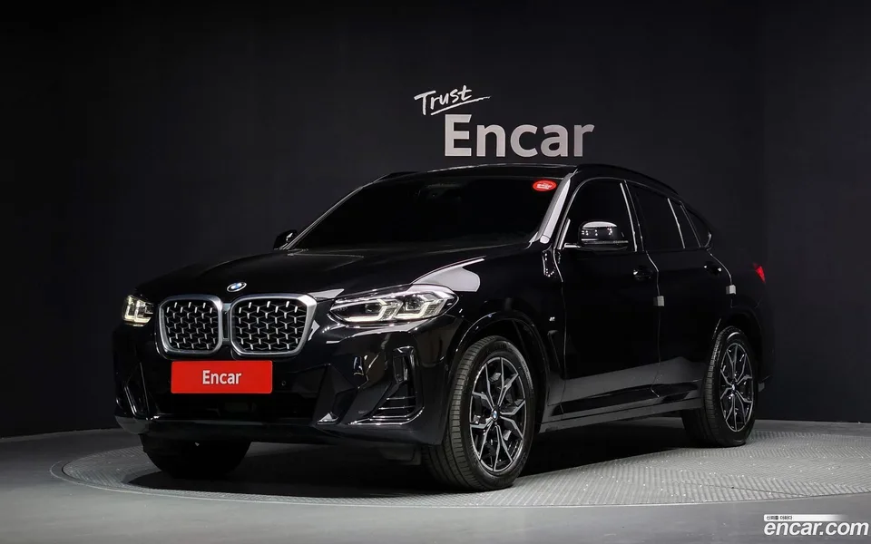 BMW X4 xDrive20i M 2023 — фото 1, купить с доставкой в Москву