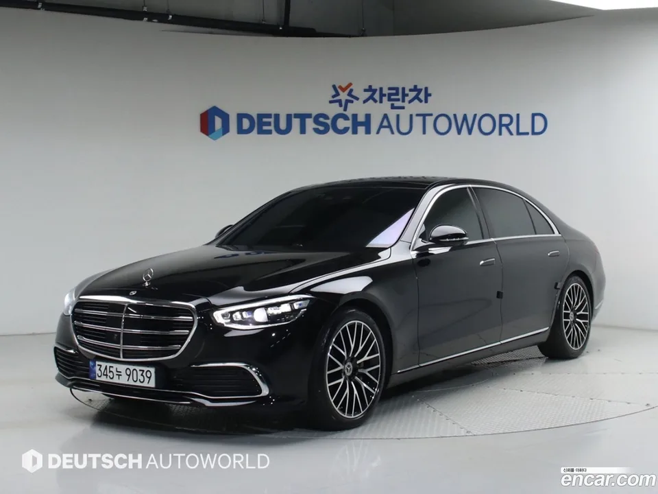 Mercedes-Benz S-Class S580L 4MATIC 2023 — фото 1, купить с доставкой в Москву