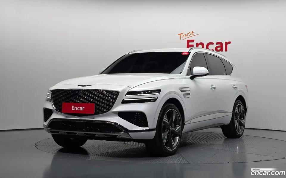 Genesis GV80 2.5T AWD 2024 — фото 1, купить с доставкой в Москву