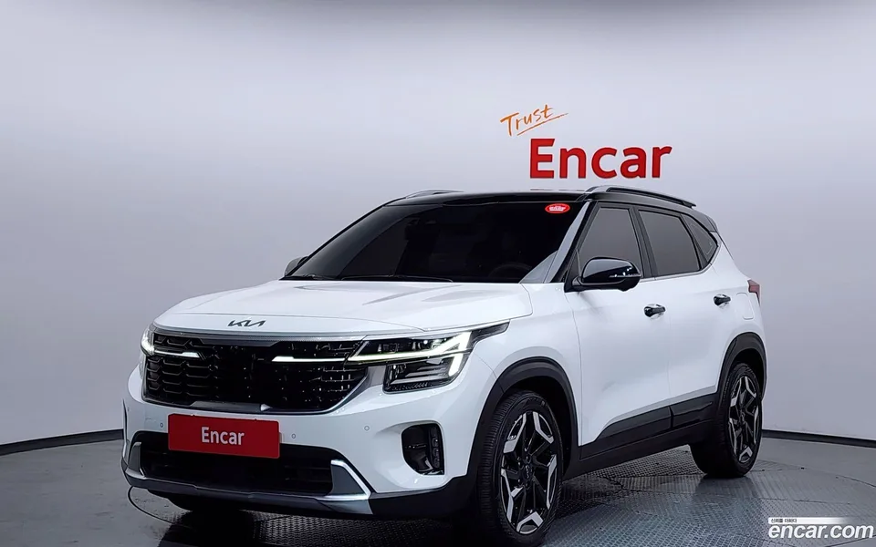 Kia Seltos 1.6 2WD 2022 — фото 1, купить с доставкой в Москву