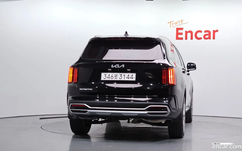 Kia Sorento 2.2 2WD 2023 — миниатюра 4
