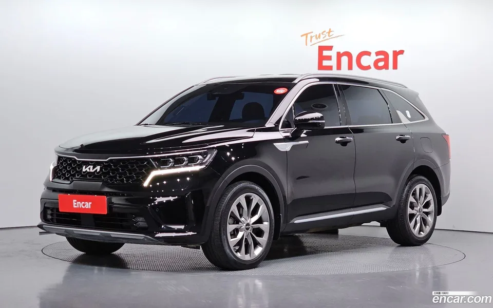 Kia Sorento 2.2 2WD 2023 — фото 1, купить с доставкой в Москву