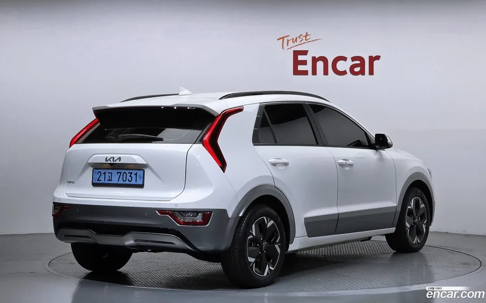 Kia Niro EV 2023 — миниатюра 2