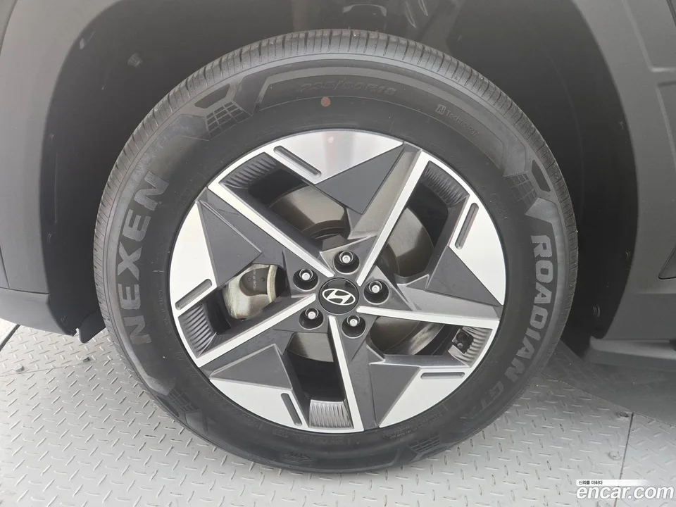 Hyundai Tucson NX4 1.6 2WD 2024 — миниатюра 5