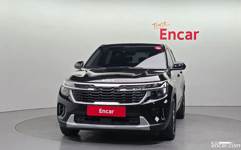Kia Seltos 2.0 2WD 2023 — миниатюра 3