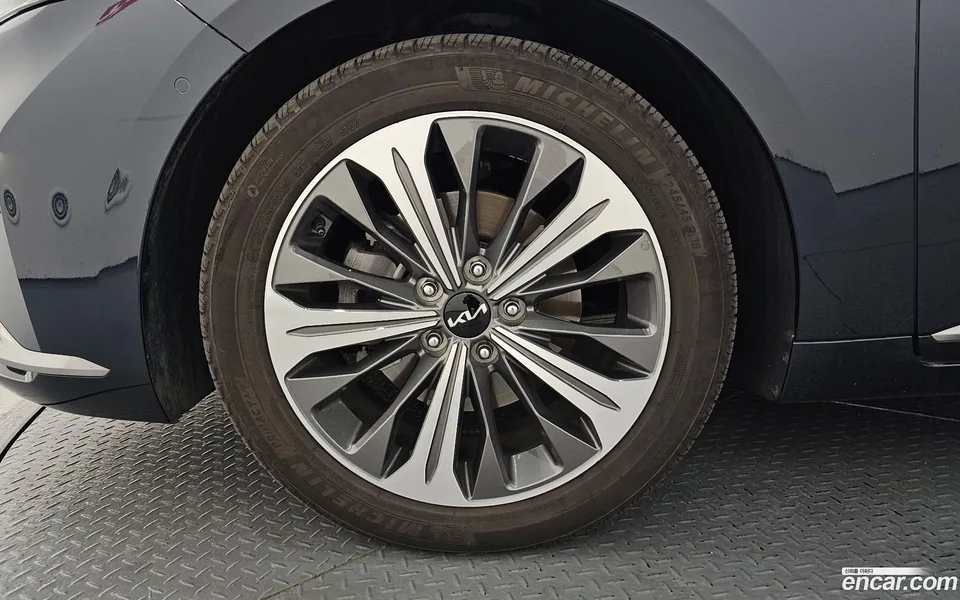 Kia K8 Hybrid 2024 — миниатюра 5