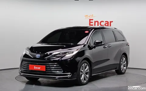 Toyota Sienna 2025 купить в Москве