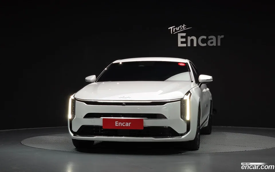 Kia K8 Hybrid 2025 — миниатюра 3