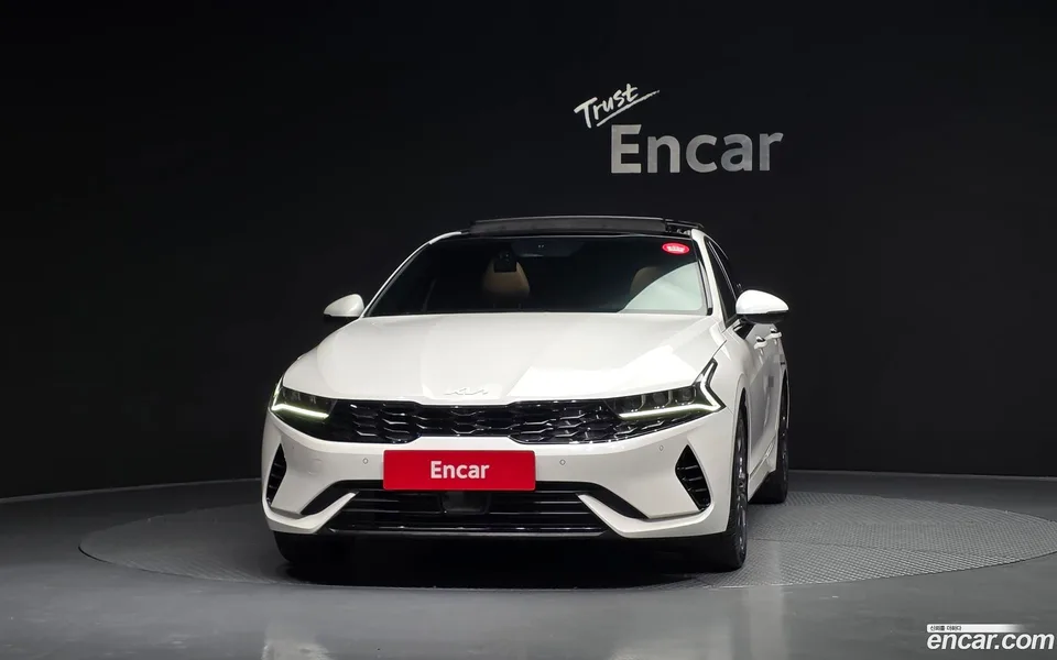 Kia K5 Hybrid 2023 — миниатюра 3