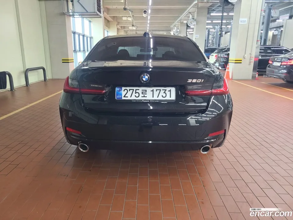 BMW 3 Series 320i 2025 — миниатюра 4