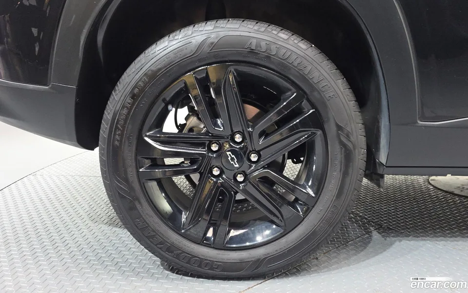 Chevrolet Trax Crossover 1.2 ACTIV 2023 — миниатюра 2