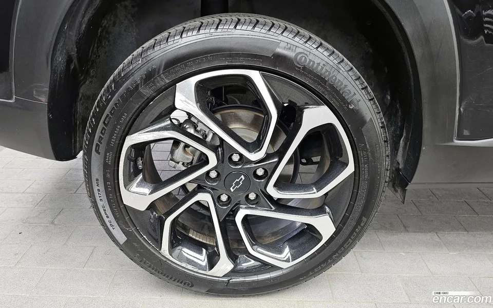Chevrolet Trax Crossover 1.2 RS 2023 — миниатюра 2
