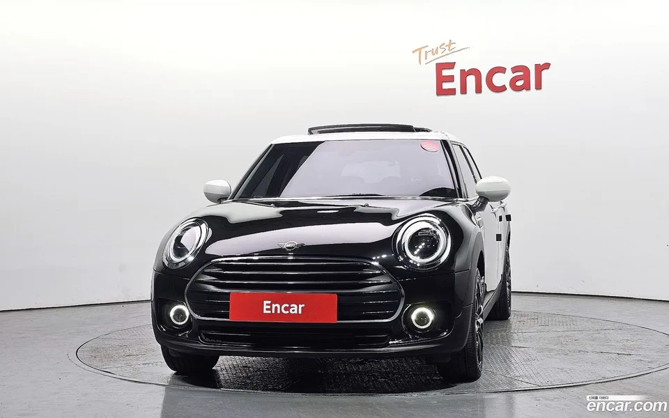 MINI Cooper Clubman 2023 — миниатюра 3