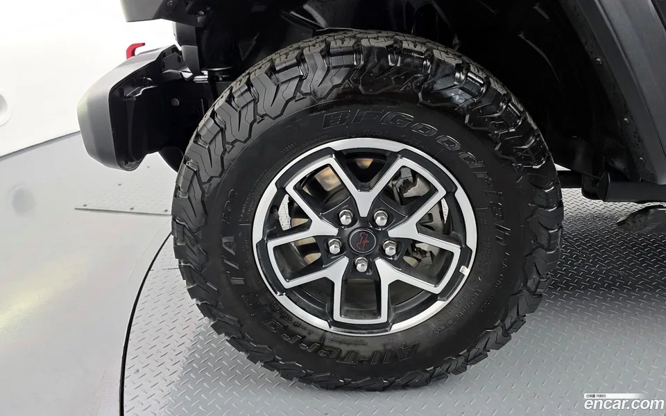 Jeep Wrangler 2.0 4 2024 — миниатюра 2