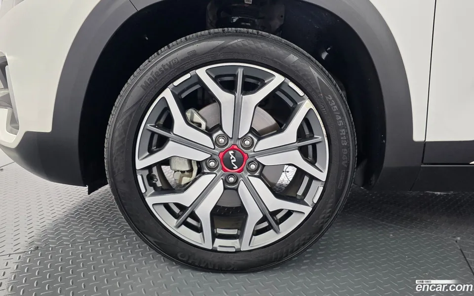 Kia Seltos 1.6 2WD 2022 — миниатюра 2