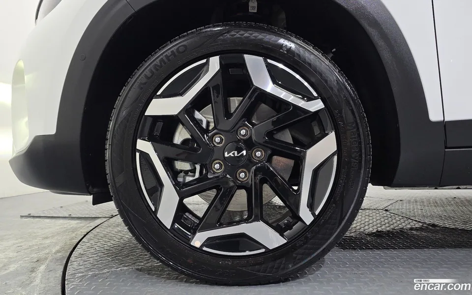 Kia Seltos 1.6 2WD 2024 — миниатюра 2