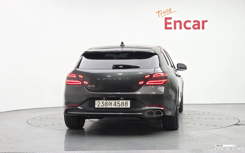 Genesis G70 Shooting Brake 2.0T 2WD 2022 — миниатюра 4