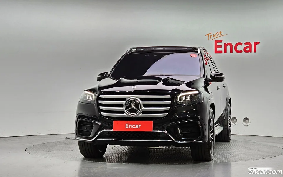 Mercedes-Benz GLS-Class GLS580 4MATIC 2023 — миниатюра 3