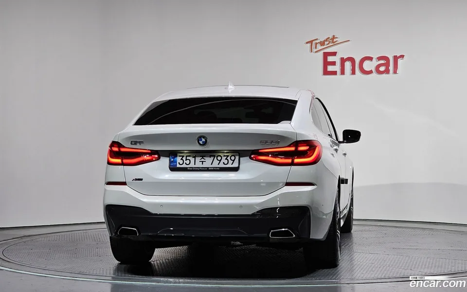 BMW 6 Series GT 630i xDrive M 2023 — миниатюра 4