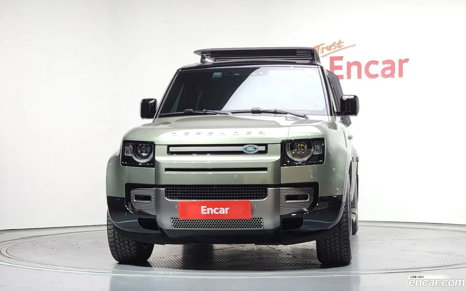 Land Rover Defender 110 D250 X- SE 2025 — миниатюра 3