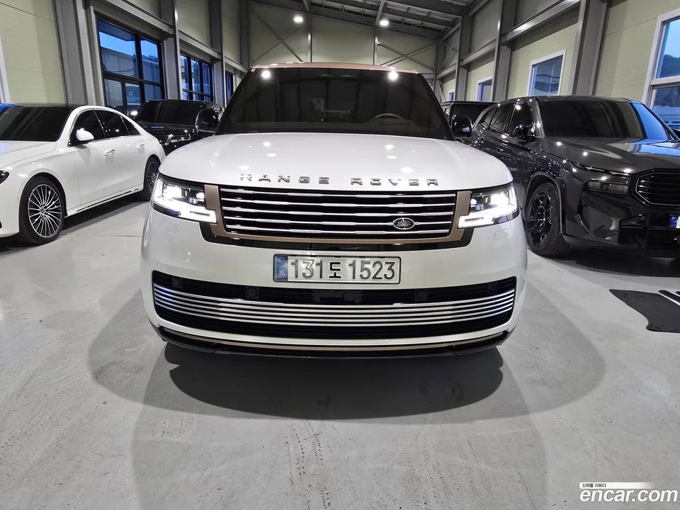 Land Rover Range Rover P615 SV LWB 2024 — миниатюра 3