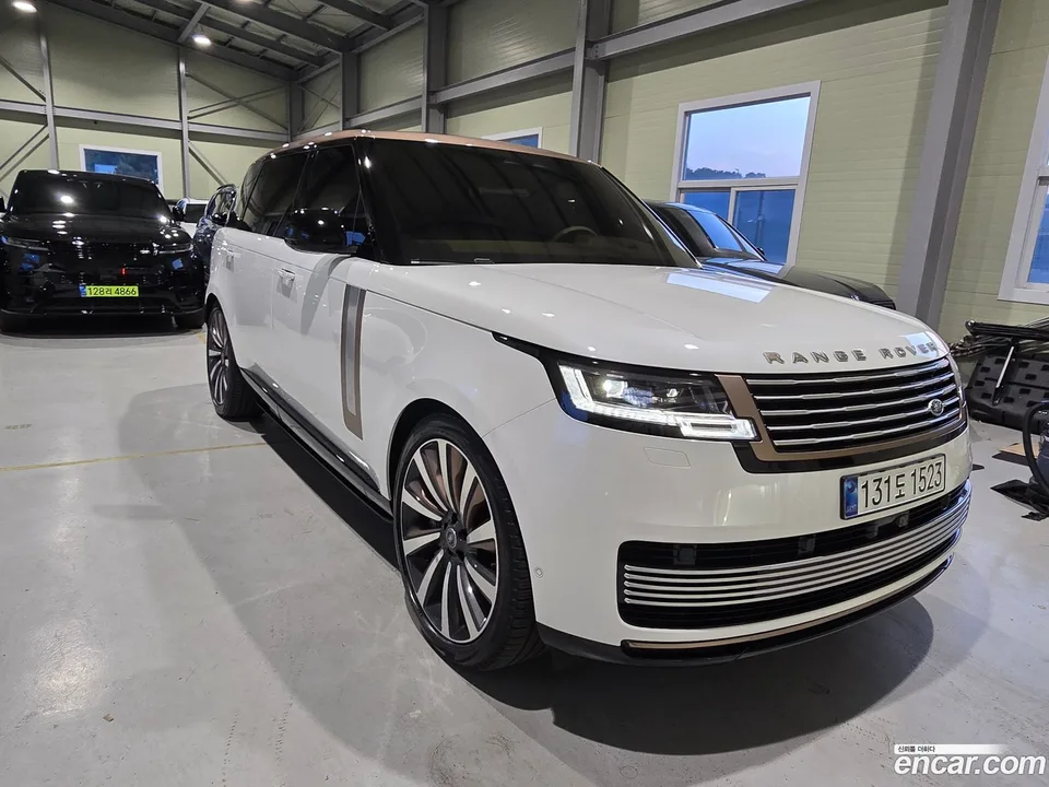 Land Rover Range Rover P615 SV LWB 2024 — фото 1, купить с доставкой в Москву