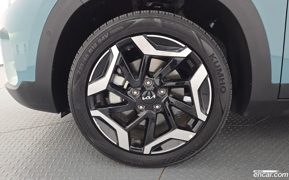 Kia Seltos 1.6 2WD 2023 — миниатюра 2