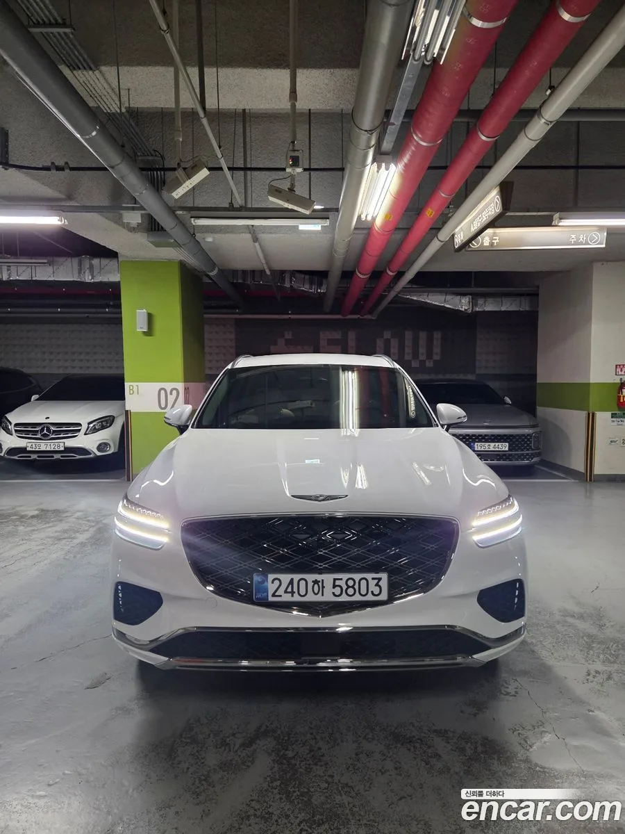 Genesis GV70 2.5T 2WD 2026 — photo 1, buy with delivery to Moscow