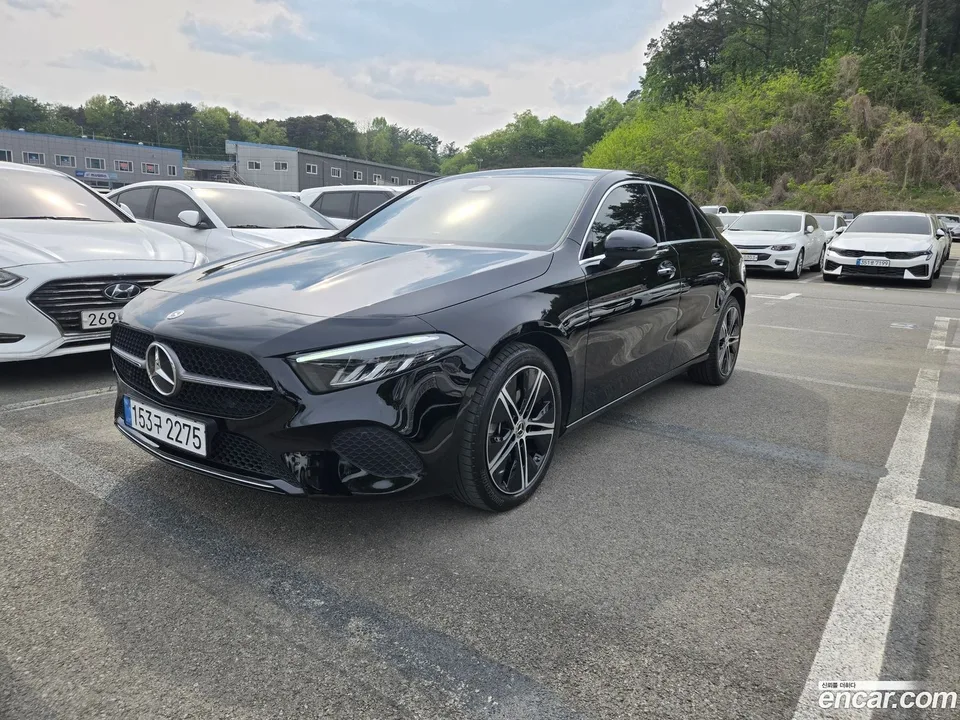 Mercedes-Benz A-Class A220 2024 — фото 1, купить с доставкой в Москву