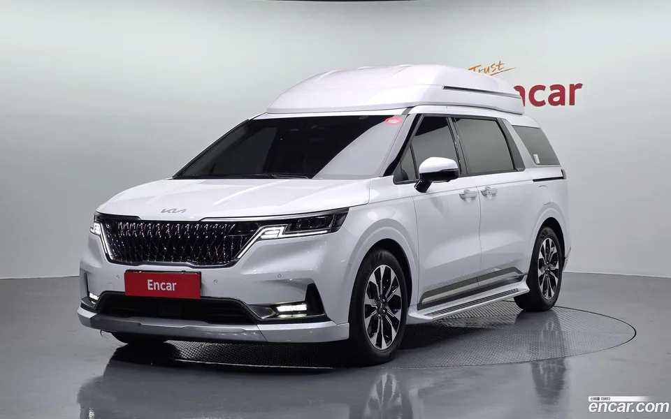 Kia Carnival 9 2023 — фото 1, купить с доставкой в Москву