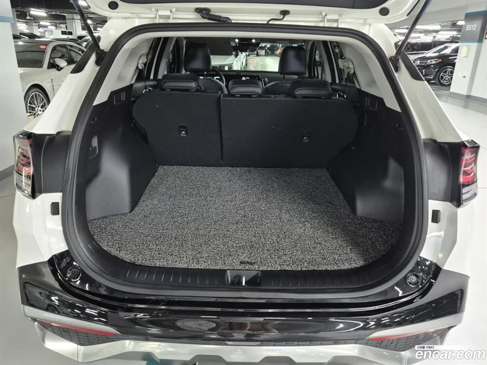 Kia Sportage 2.0 2WD 2022 — миниатюра 2