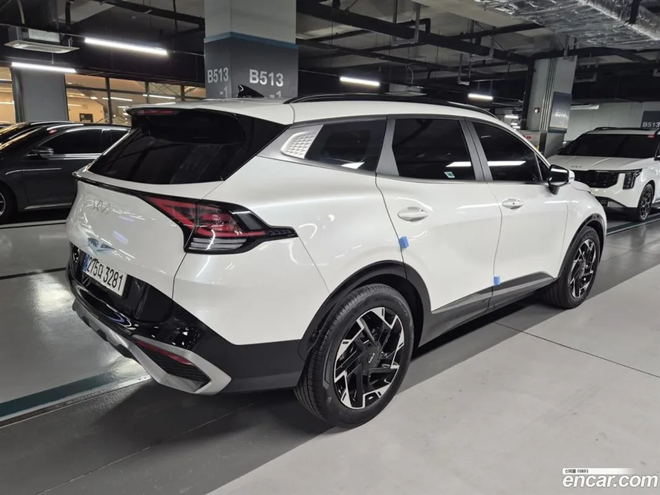 Kia Sportage 2.0 2WD 2022 — миниатюра 4