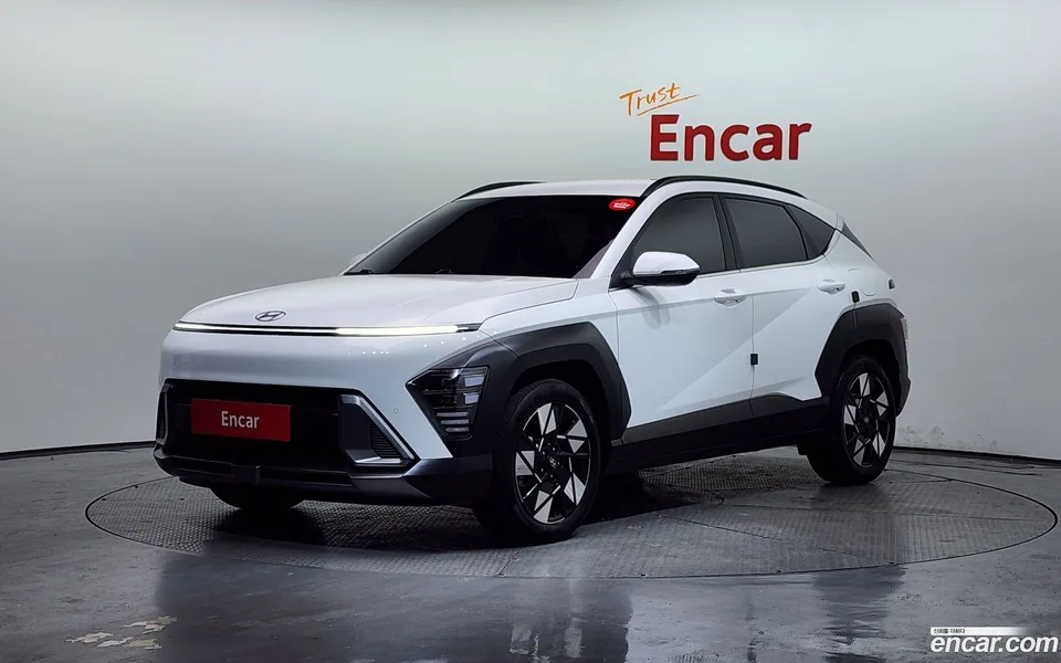 Hyundai Kona Hybrid 2023 — фото 1, купить с доставкой в Москву