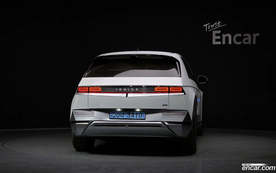 Hyundai Ioniq 5 AWD 2022 — миниатюра 4
