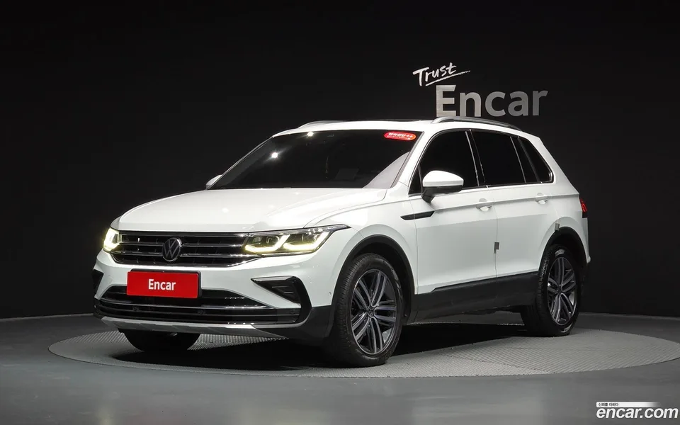 Volkswagen Tiguan 2.0 TDI 2022 — фото 1, купить с доставкой в Москву