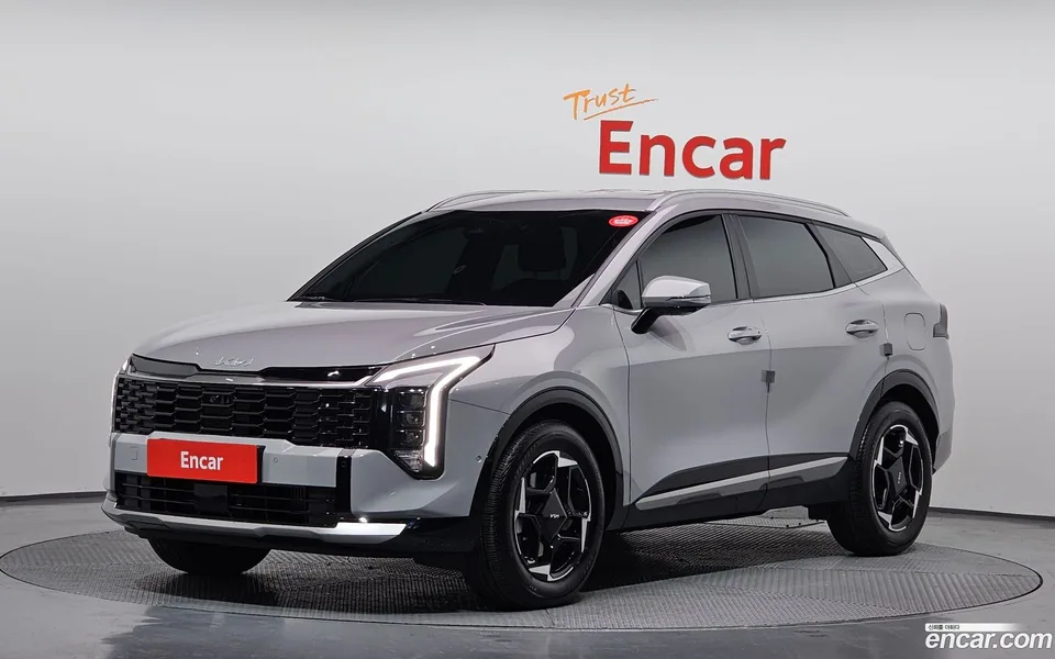 Kia Sportage 1.6 2WD 2025 — фото 1, купить с доставкой в Москву